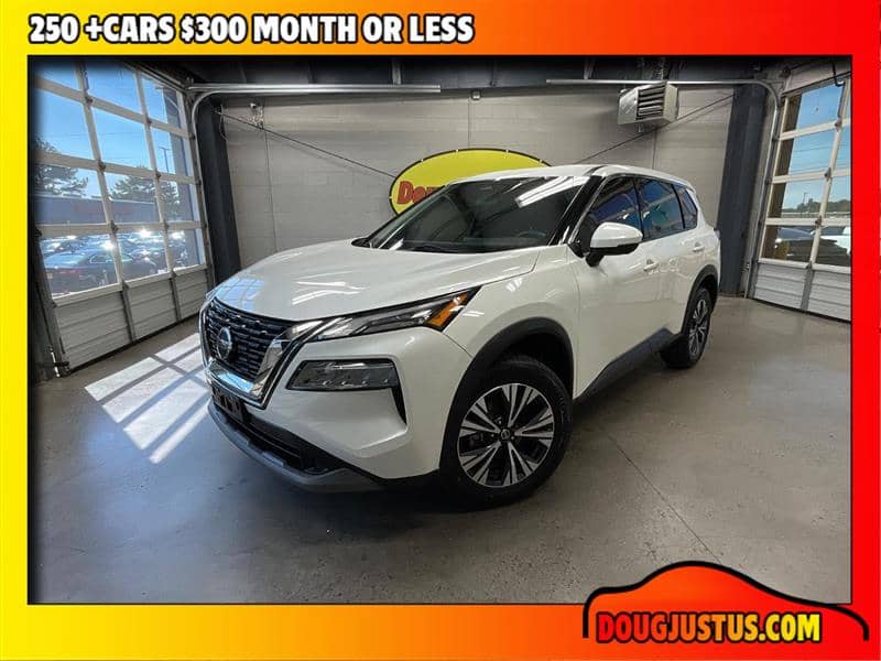 2021 Nissan Rogue SV, photo 1 of 11