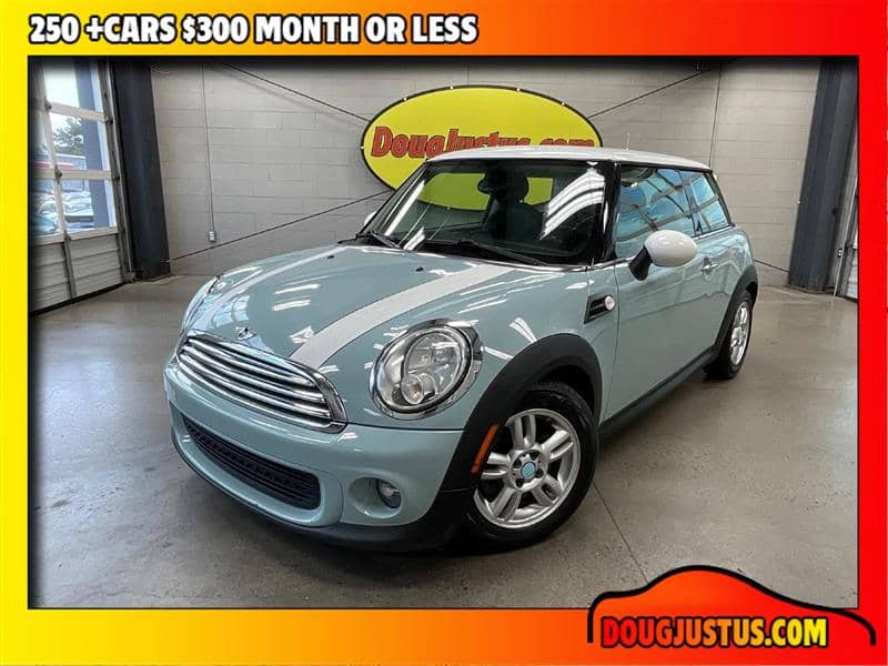 2012 MINI Hardtop, photo 1 of 11
