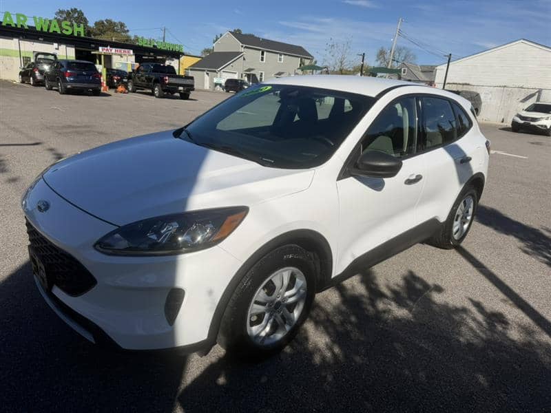 2020 Ford Escape S, photo 1 of 7