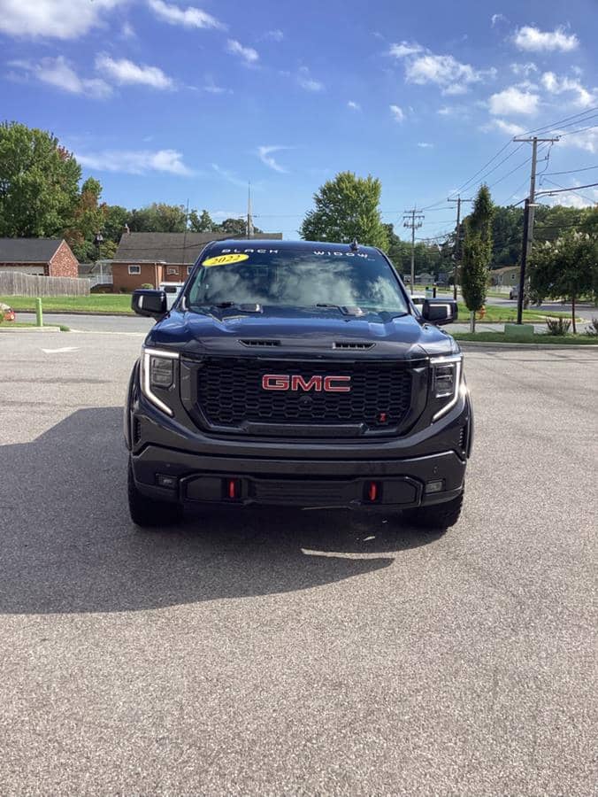 2022 GMC Sierra 1500 AT4, photo 1 of 11