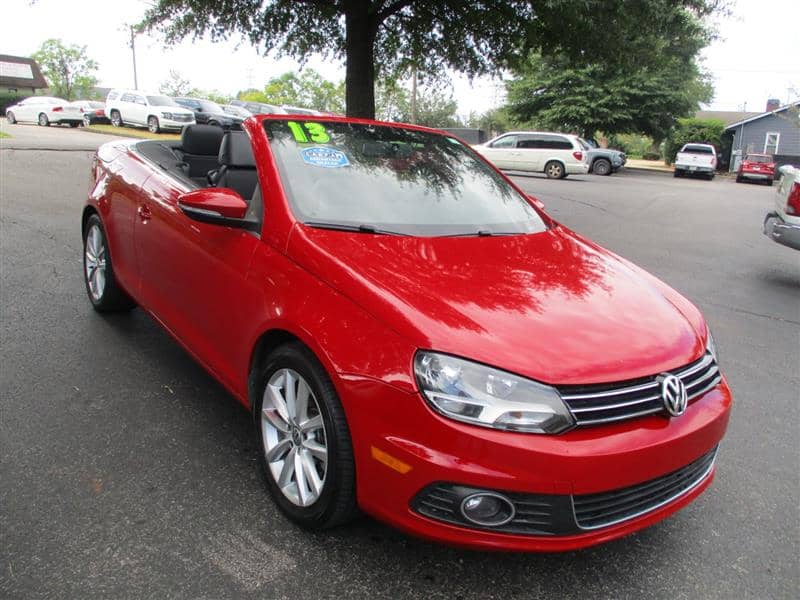 2013 Volkswagen Eos Komfort Hard Top Convertible, photo 1 of 11