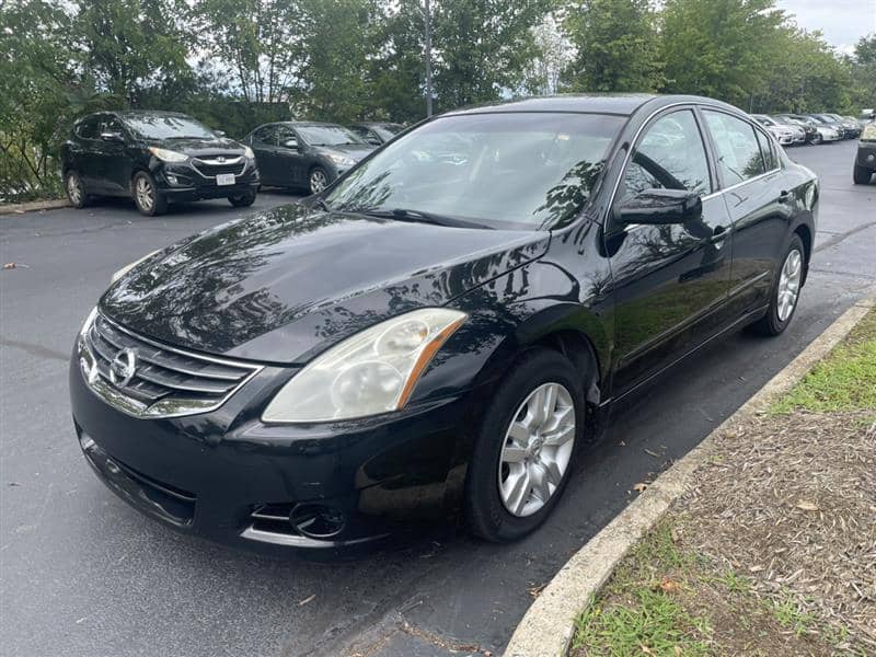2012 Nissan Altima 2.5 S, photo 1 of 11
