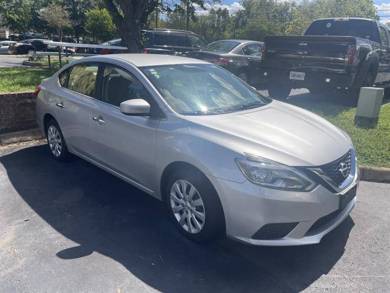 2019 Nissan Sentra S, photo 1 of 1