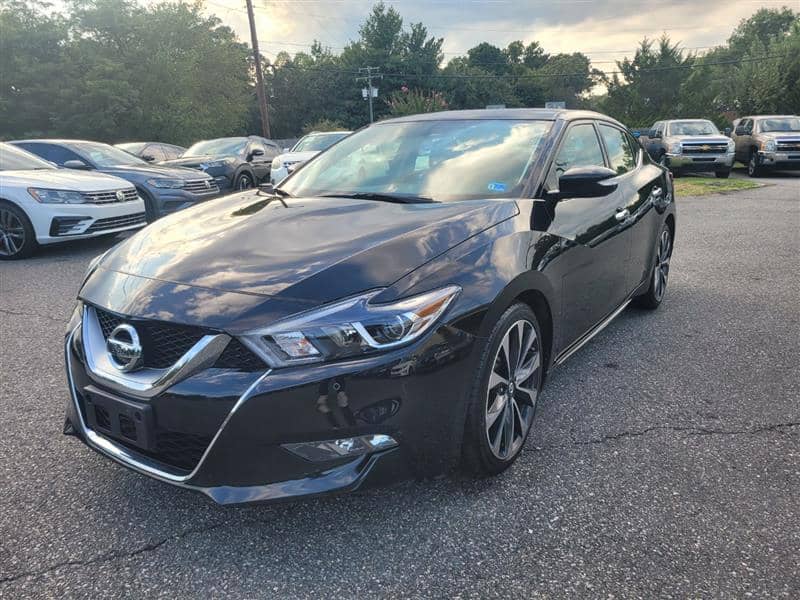 2016 Nissan Maxima SR