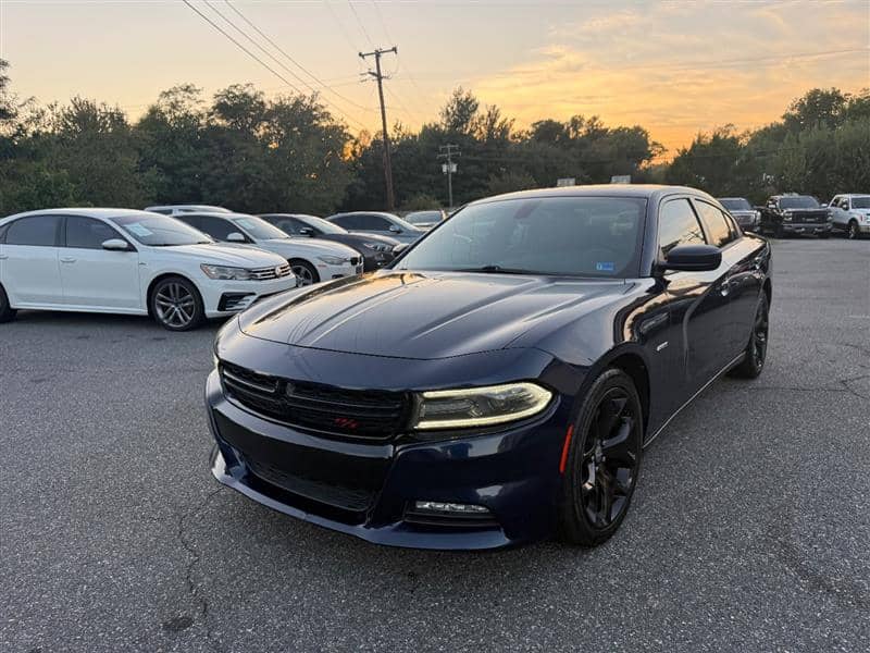 2015 Dodge Charger RT, photo 1 of 11