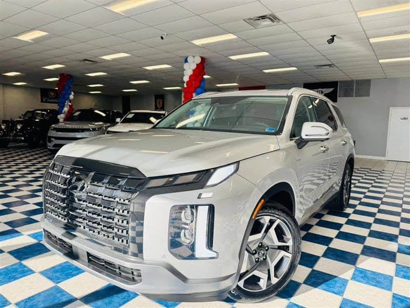2024 Hyundai Palisade Limited, photo 1 of 11