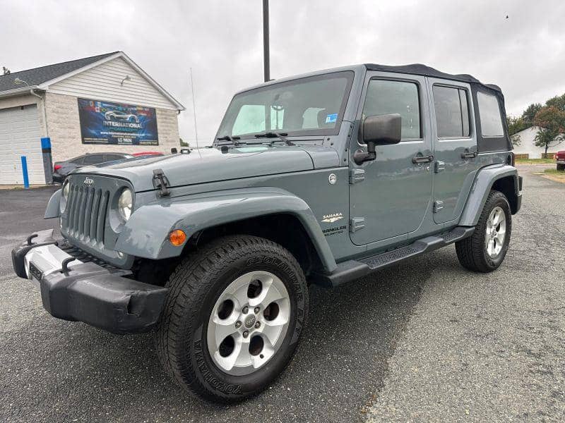 2014 Jeep Wrangler Unlimited Sahara Sport Utility 4D, photo 1 of 11