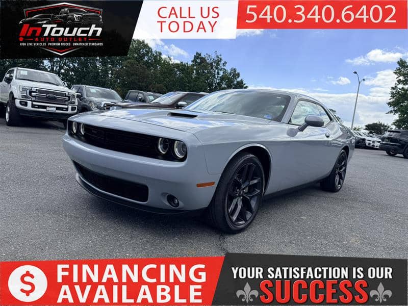 2022 Dodge Challenger SXT Coupe w/ Blacktop Package, photo 1 of 11