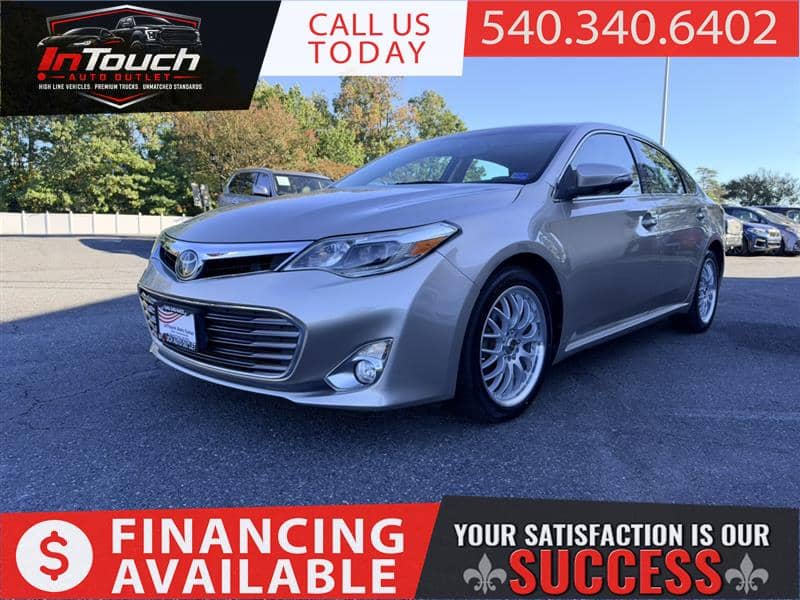 2013 Toyota Avalon Limited w/ Navigation System & Sunroof, photo 1 of 11