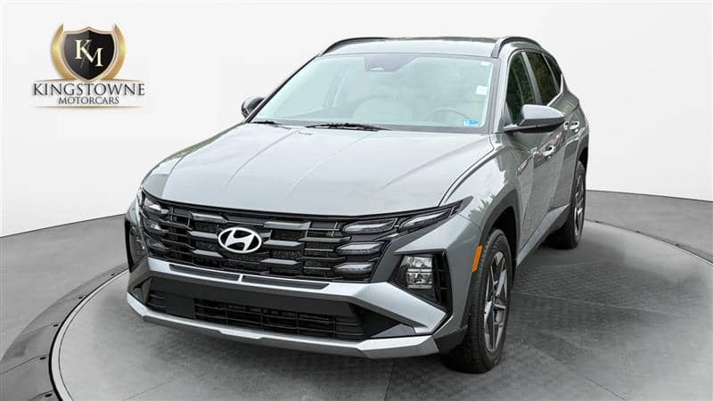 2025 Hyundai Tucson SEL, photo 1 of 11