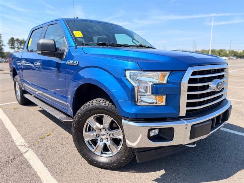 2017 Ford F-150 XLT, photo 1 of 11