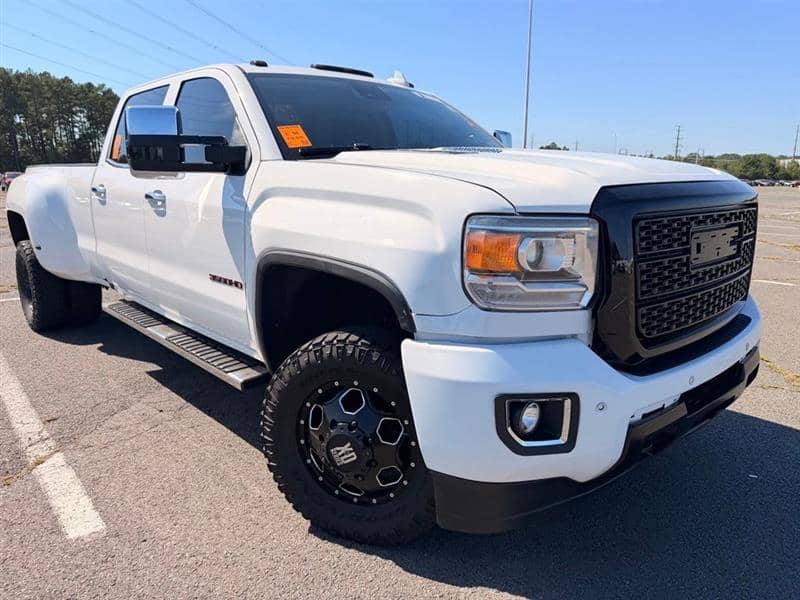 2016 GMC Sierra 3500HD Denali, photo 1 of 11
