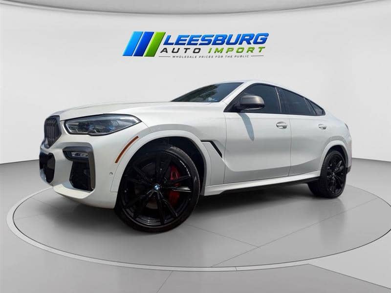 2021 BMW X6 M50i