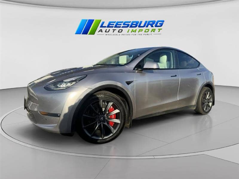 2021 Tesla Model Y Long Range, photo 1 of 11