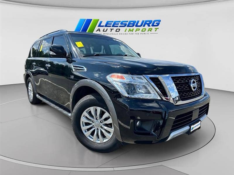 2017 Nissan Armada SV, photo 1 of 11