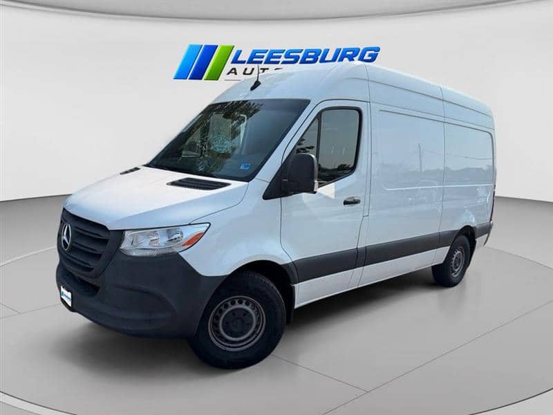 2023 Mercedes-Benz Sprinter 2500 Cargo 170 WB, photo 1 of 10