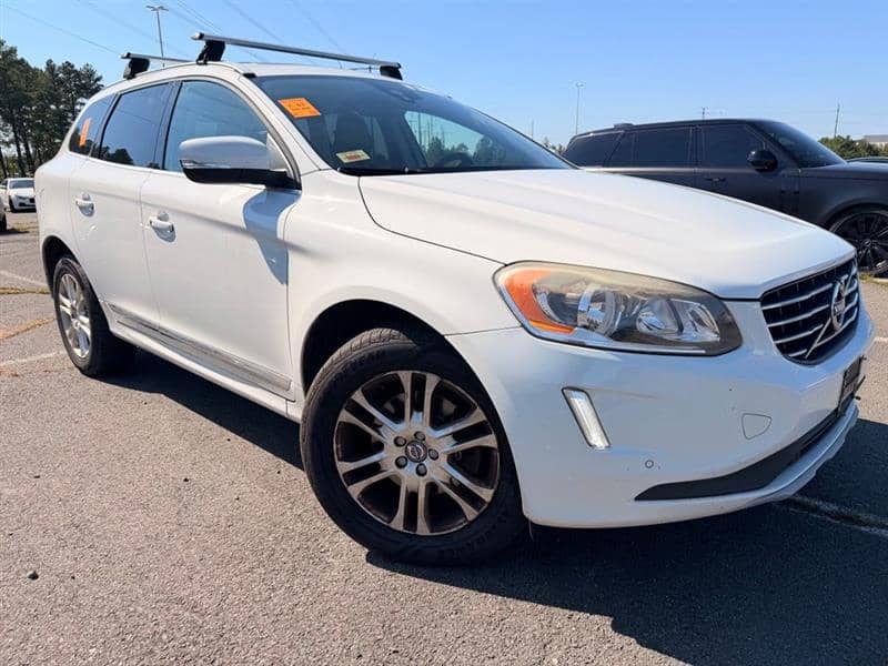 2016 Volvo XC60 T5 Premier, photo 1 of 11