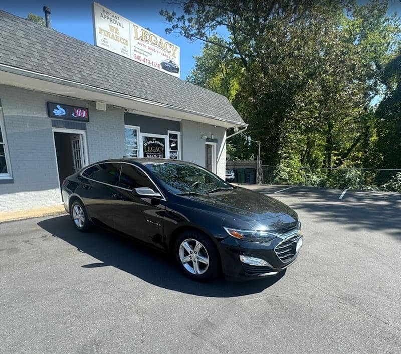 2019 Chevrolet Malibu LS, photo 1 of 1