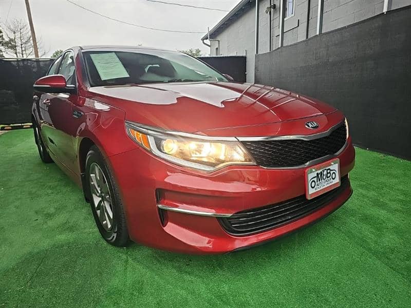 2017 Kia Optima LX 1.6T, photo 1 of 11
