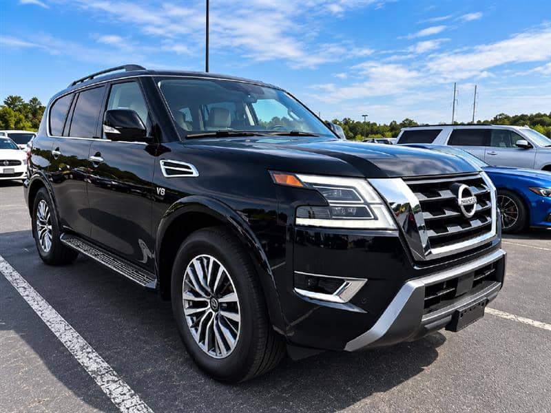 2021 Nissan Armada SL, photo 1 of 2