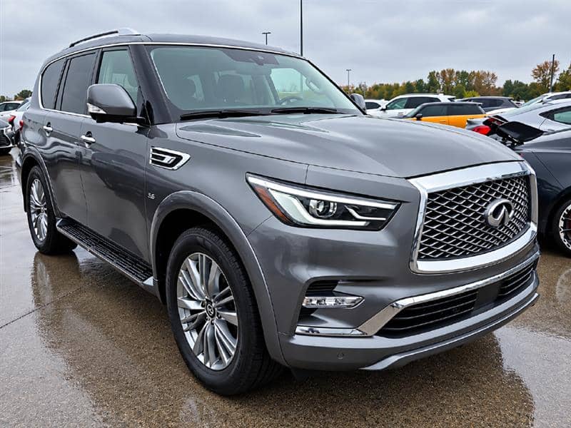 2019 INFINITI QX80 Luxe, photo 1 of 2