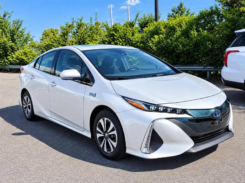 2017 Toyota Prius Prime Plus/Premium/Advanced, photo 1 of 2