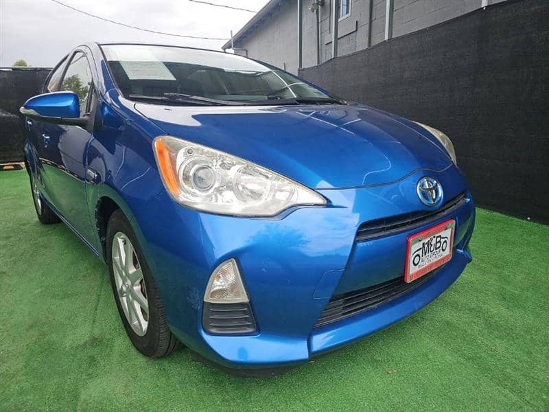 2012 Toyota Prius C Three