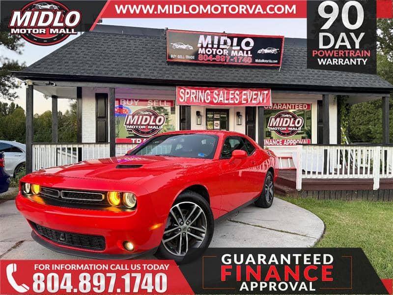 2019 Dodge Challenger SXT, photo 1 of 11