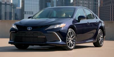 2023 Toyota Camry SE, photo 1 of 1