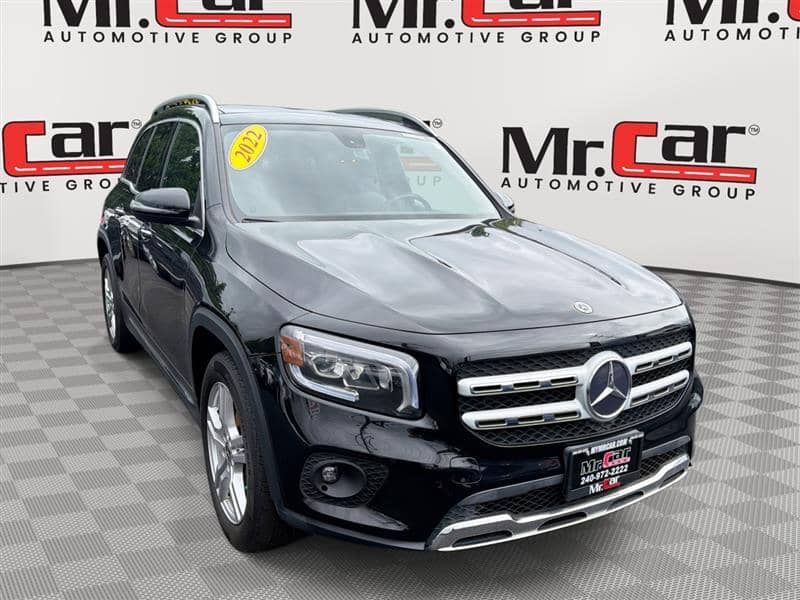 2022 Mercedes-Benz GLB 250, photo 1 of 11