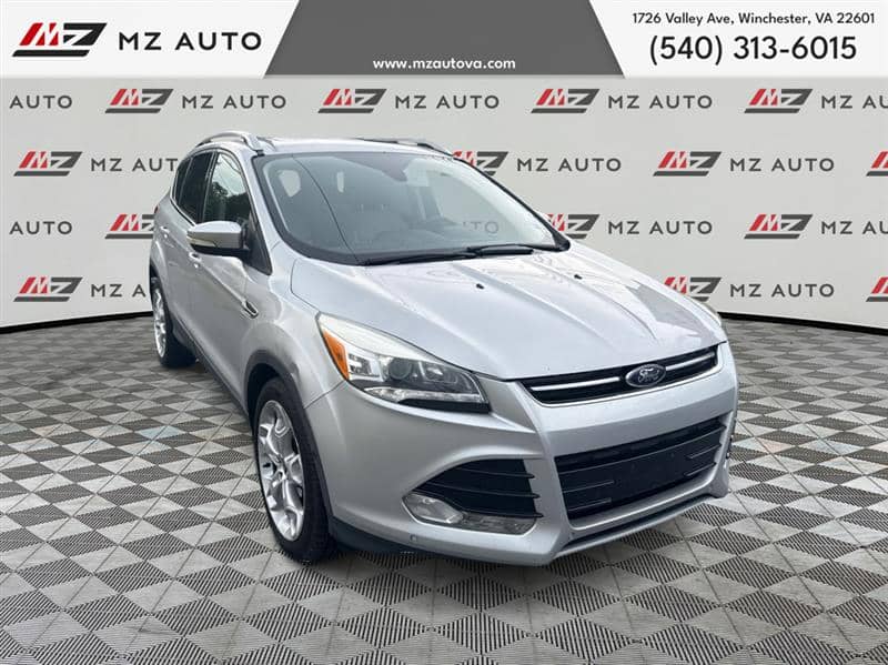 2015 Ford Escape Titanium, photo 1 of 11