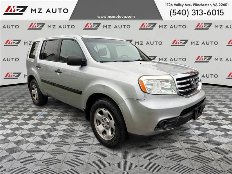 2013 Honda Pilot LX, photo 1 of 11