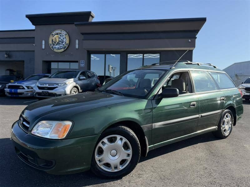 2001 Subaru Legacy L, photo 1 of 11