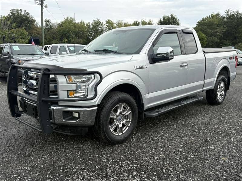 2015 Ford F-150 Lariat SuperCrew 4WD, photo 1 of 7