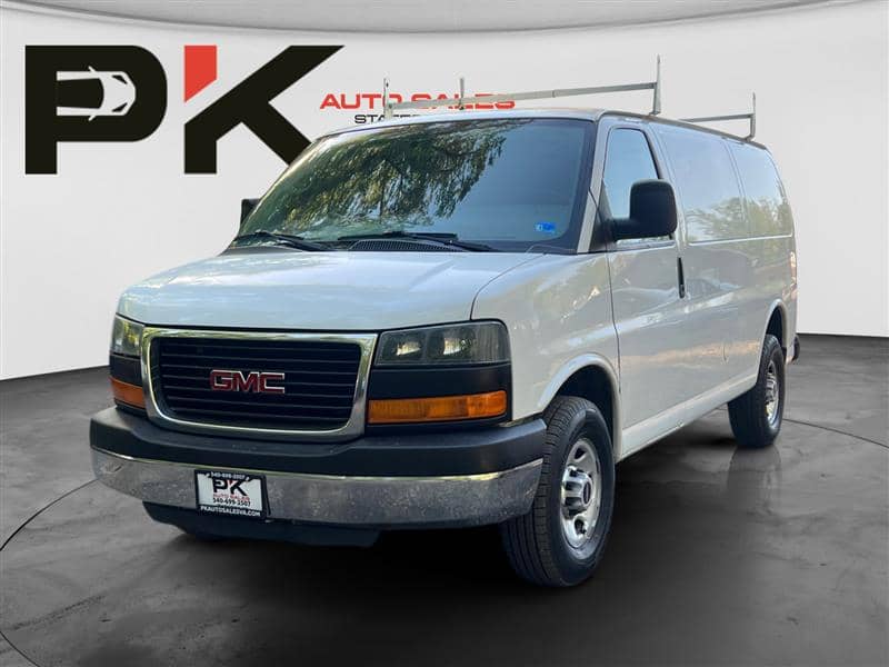 2015 GMC Savana 2500, photo 1 of 11