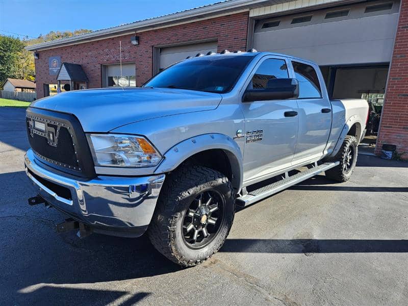 2016 RAM 2500 Tradesman, photo 1 of 11