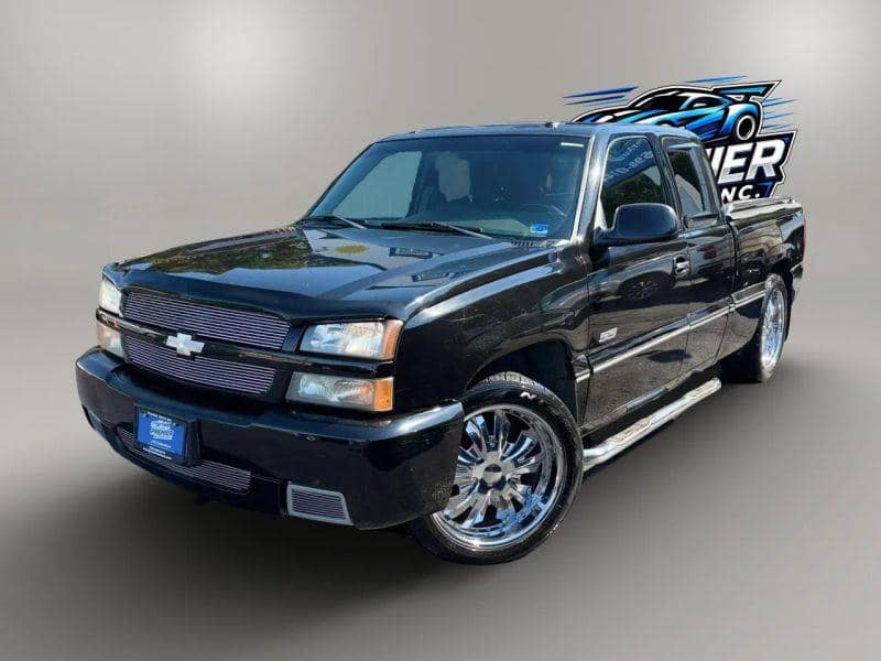 2003 Chevrolet Silverado 1500 SS Pickup 4D 6 1/2 ft, photo 1 of 11