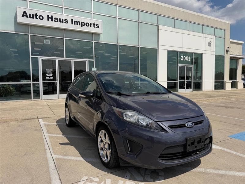 Titanium 4dr Hatchback