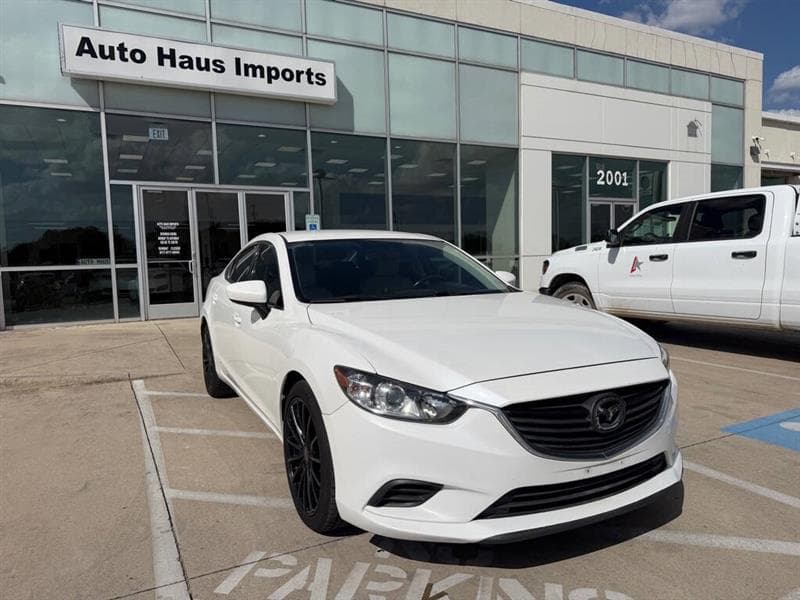 I Touring 4dr Sedan 6M