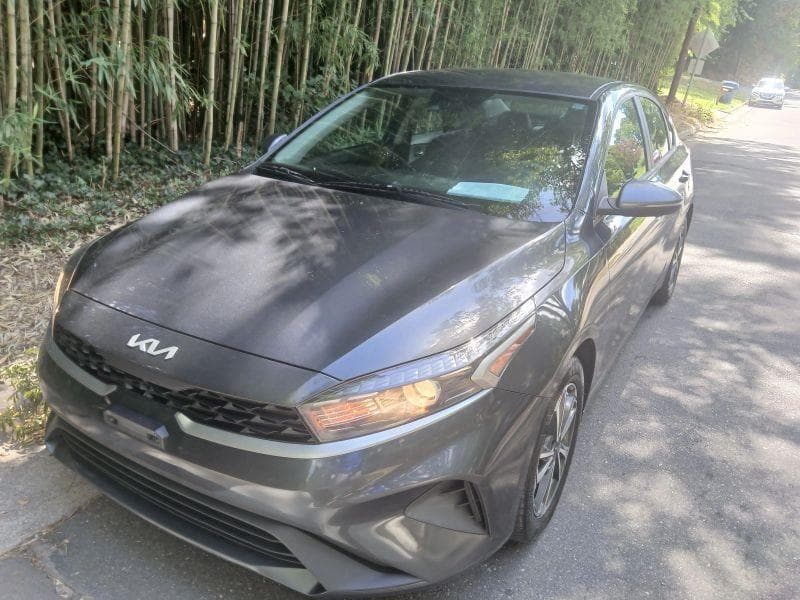 LXS Sedan 4D