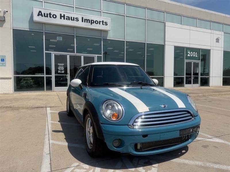 2009 MINI Cooper Base 2dr Hatchback, photo 1 of 11
