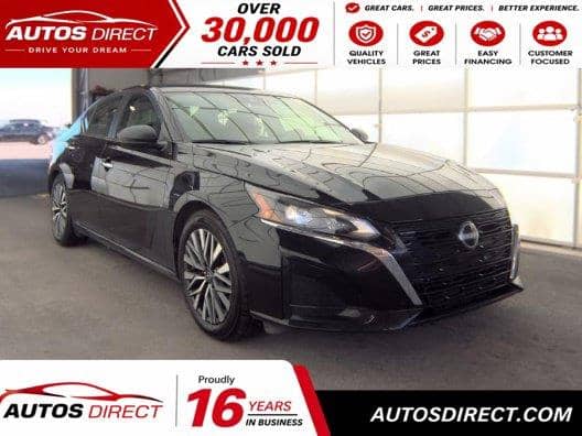 2025 Nissan Altima SV, photo 1 of 7