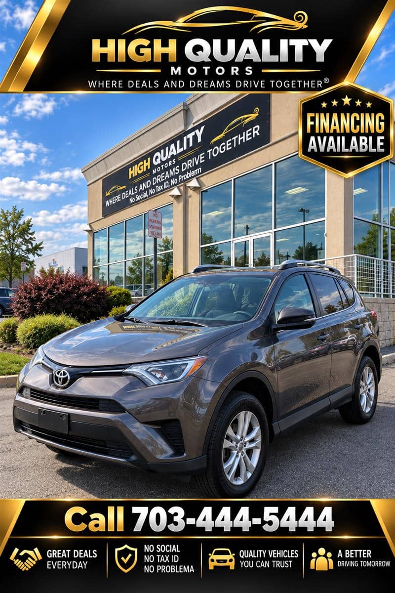 2013 Toyota RAV4 LE, photo 1 of 11