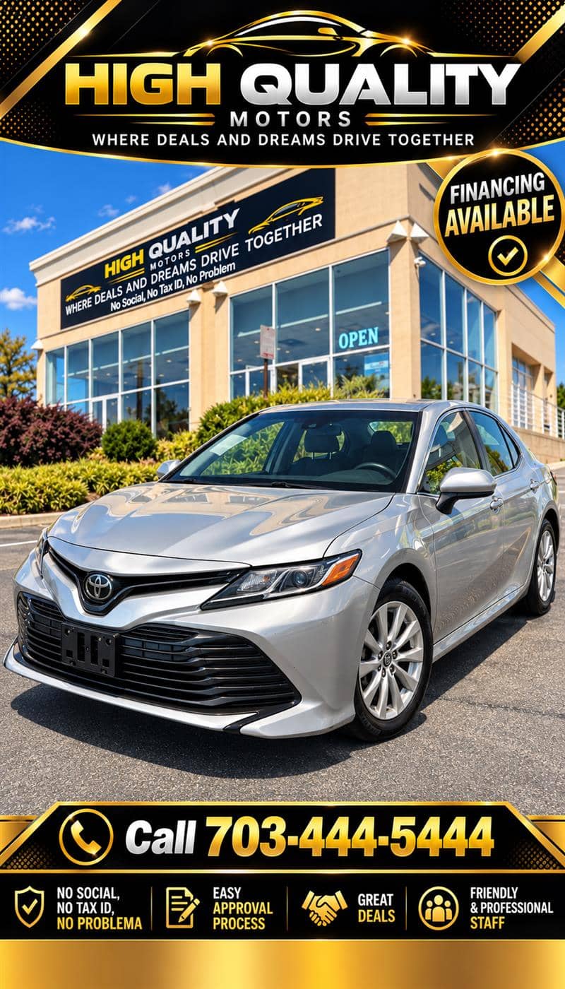 2018 Toyota Camry LE, photo 1 of 4