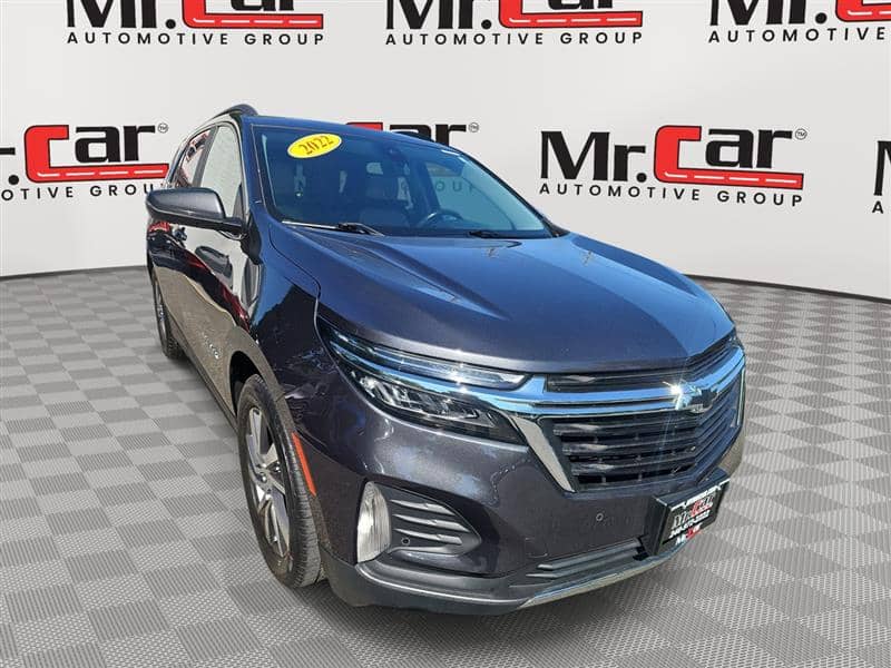 2022 Chevrolet Equinox LT, photo 1 of 11