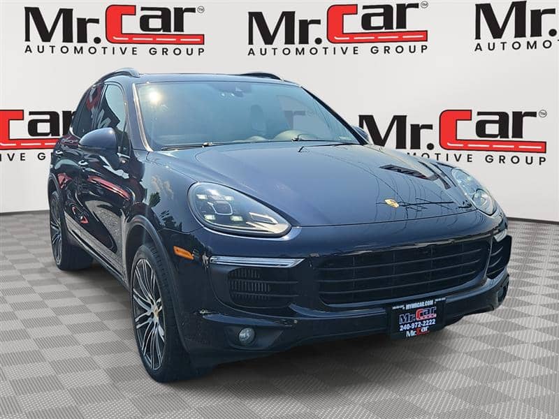 2017 Porsche Cayenne S, photo 1 of 11
