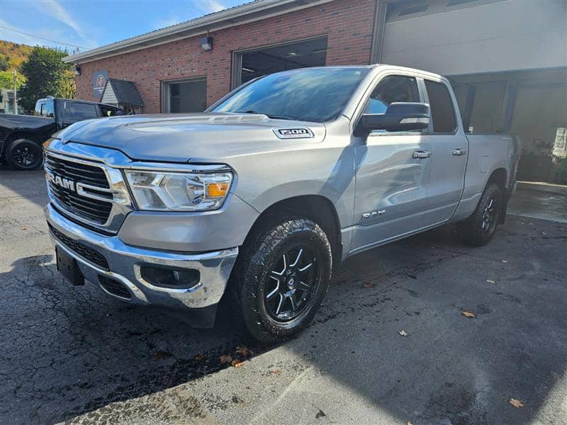 2020 RAM 1500 Big Horn, photo 1 of 10